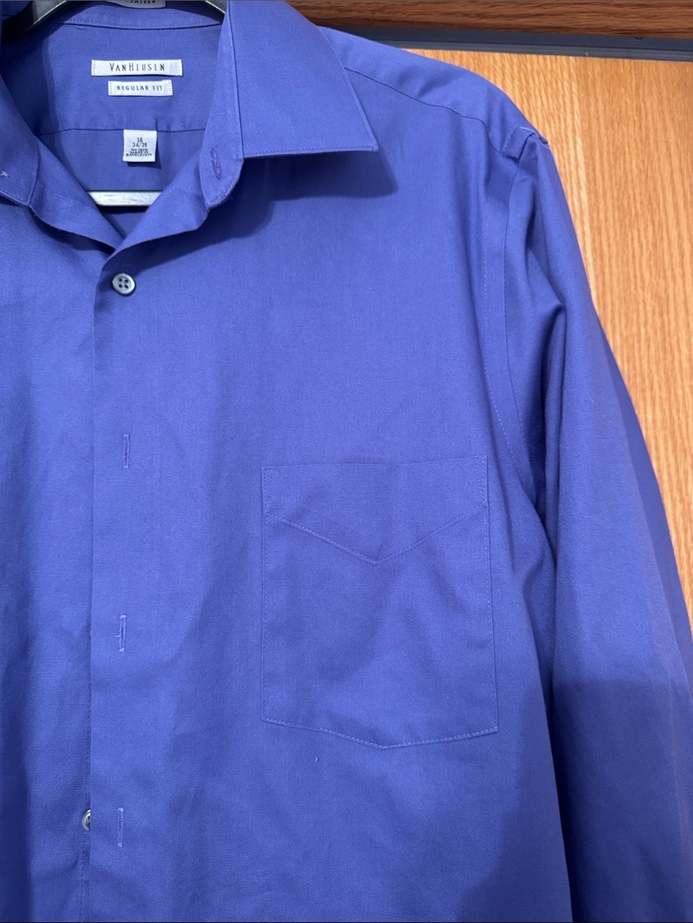 Van Heusen Men's Purple Long-Sleeve Dress Shirt - Picture 4 of 4